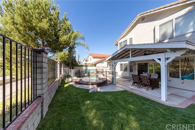 Property Photo:  28551 Red Cedar Place  CA 91390 