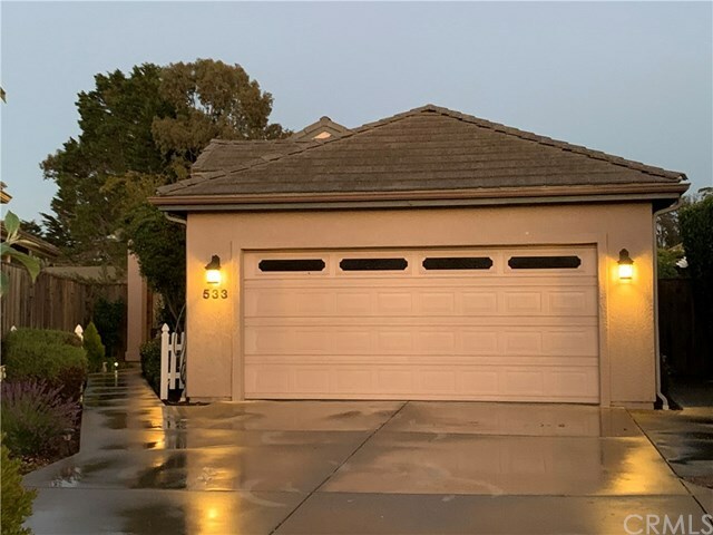 Property Photo:  533 Starlight Lane  CA 93420 