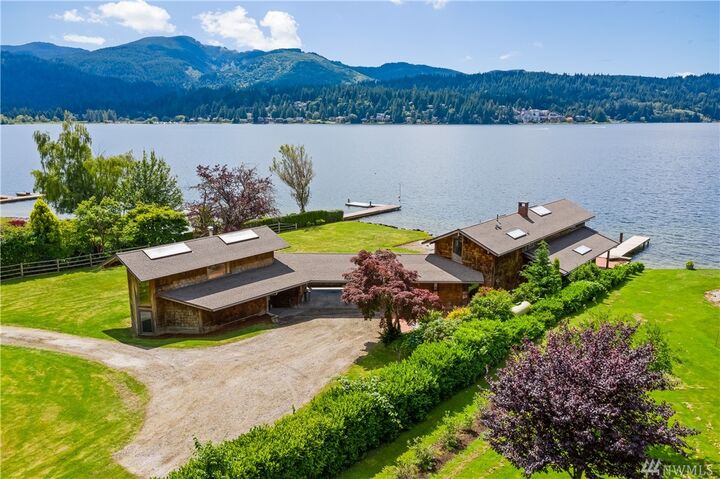 Property Photo:  3223  Northshore Road  WA 98226 