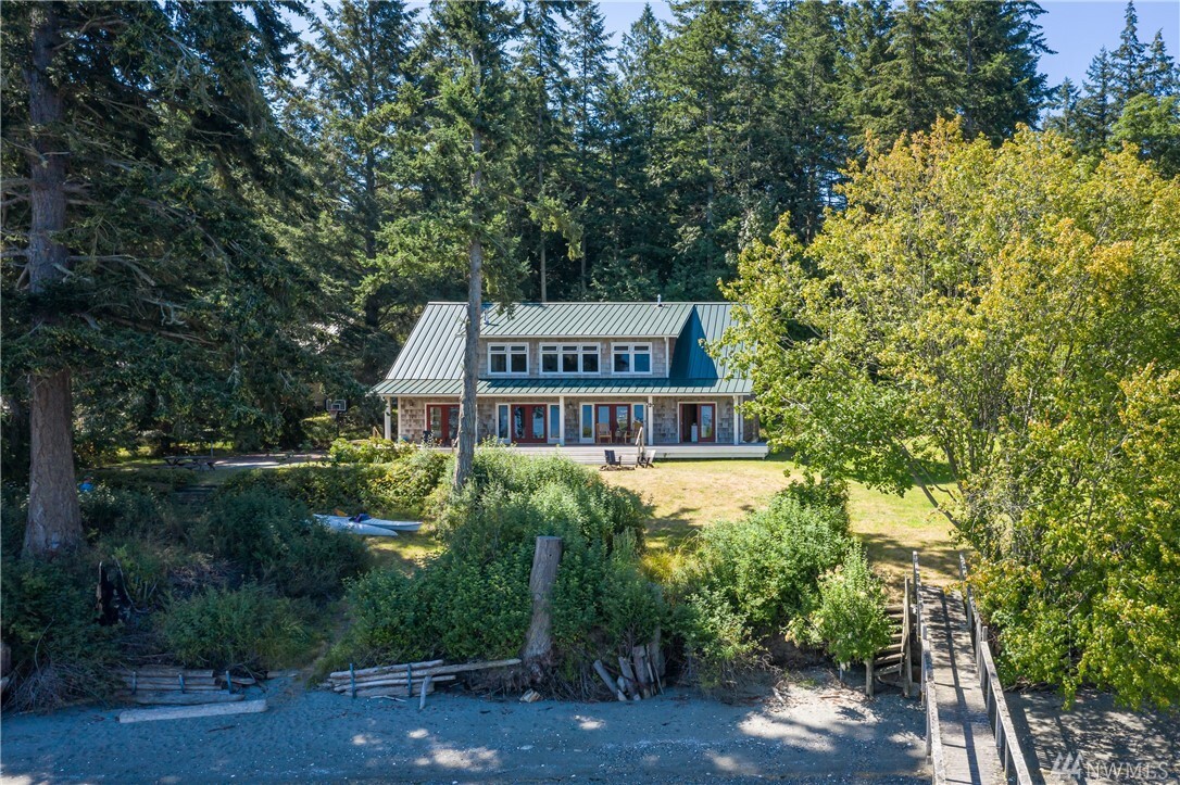 Property Photo: 525 Port Stanley Road WA 98261