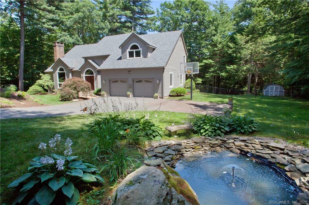 Property Photo: 108 North Saddle Ridge CT 06092