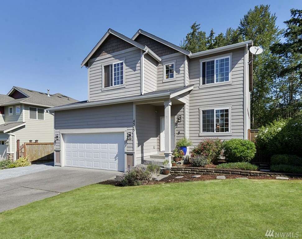 Property Photo: 4515 41st St NE WA 98422