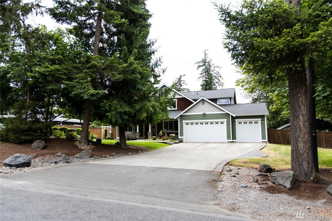 Property Photo:  12316 47th Ave E  WA 98446 