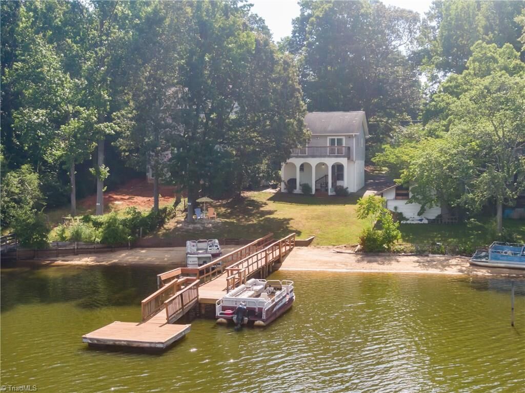 Property Photo: 240 Riverview Road NC 27292