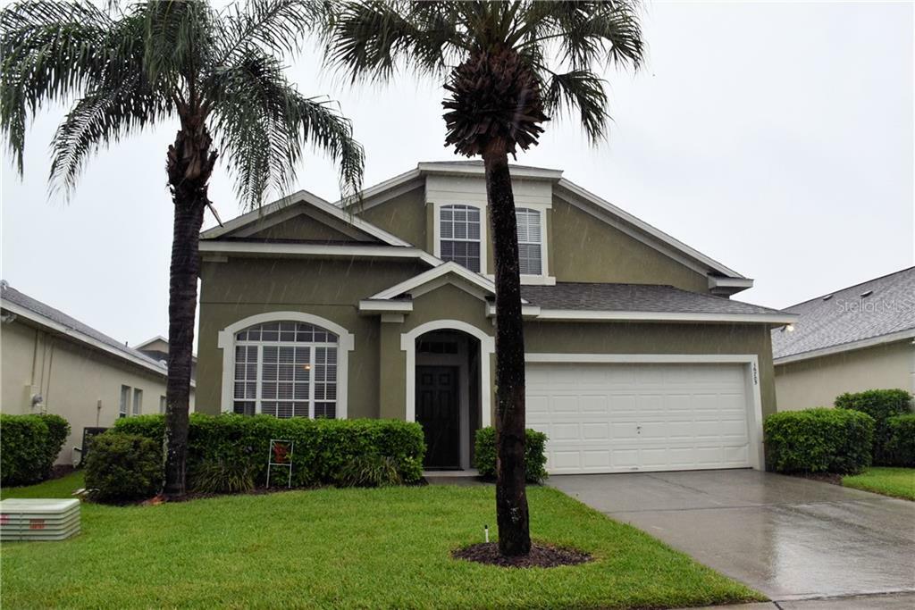 Property Photo:  16705 Rolling Green Drive  FL 34714 