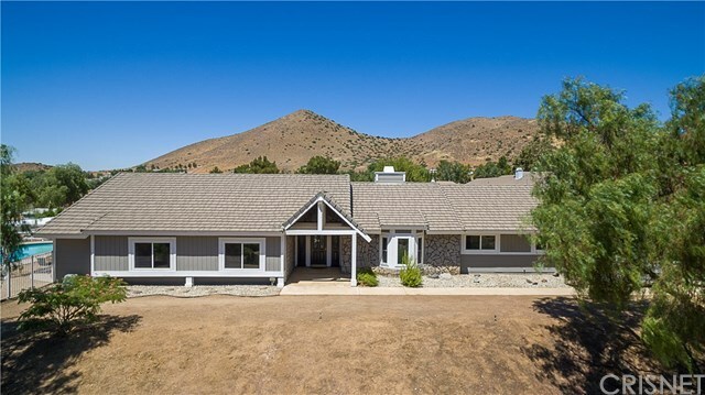 Property Photo:  3502 Silver Spur Lane  CA 93510 