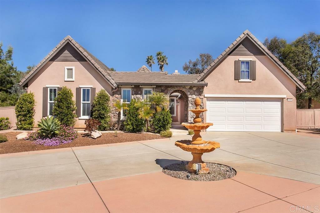 Property Photo: 613 Las Colinas Dr CA 92029
