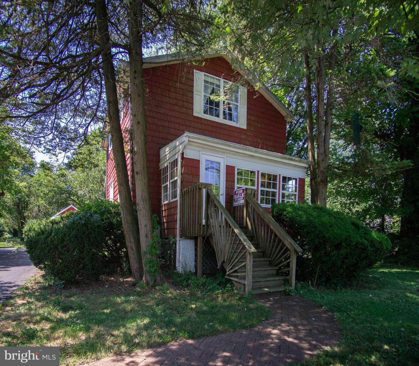 Property Photo:  598 Swamp Road  PA 18901 