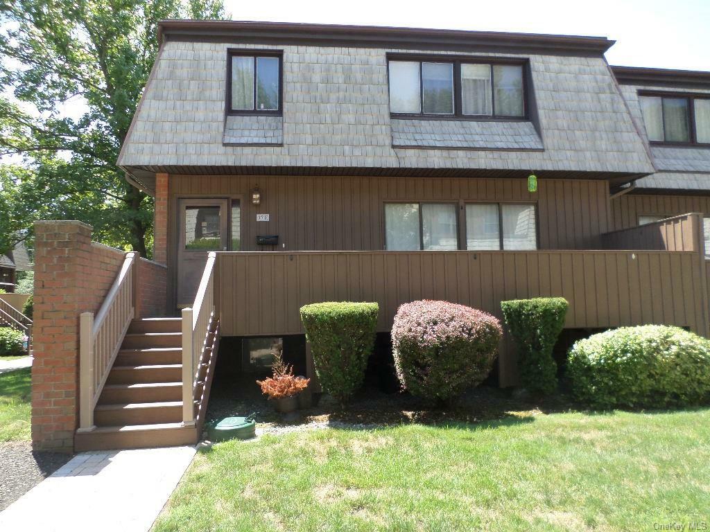 Property Photo:  37 Heritage Drive  NY 10956 