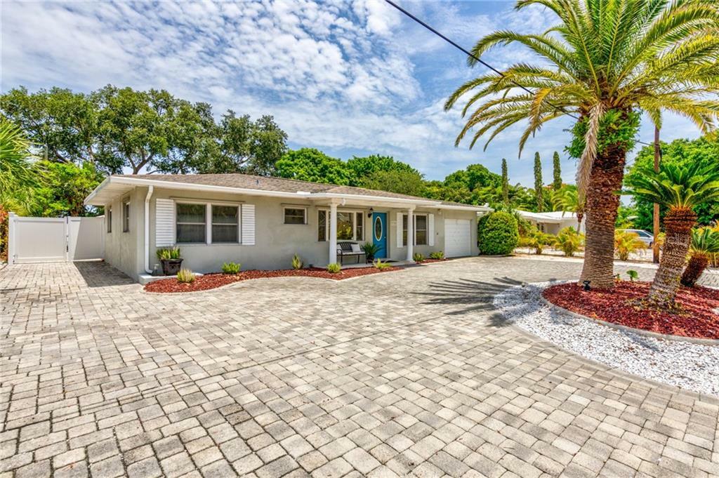 Property Photo:  332 40th Avenue  FL 33706 