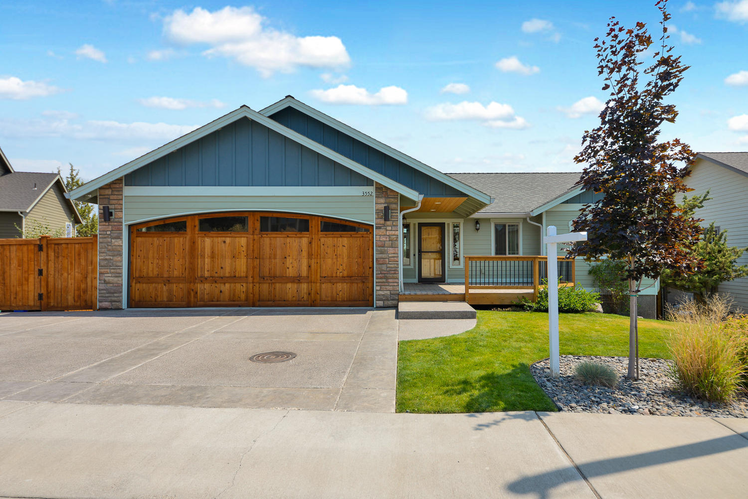 Property Photo: 3552 SW 35th Place OR 97756