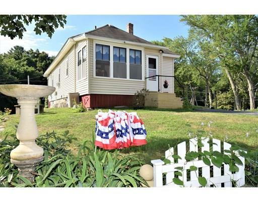 Property Photo:  245 Groton Rd  MA 01863 