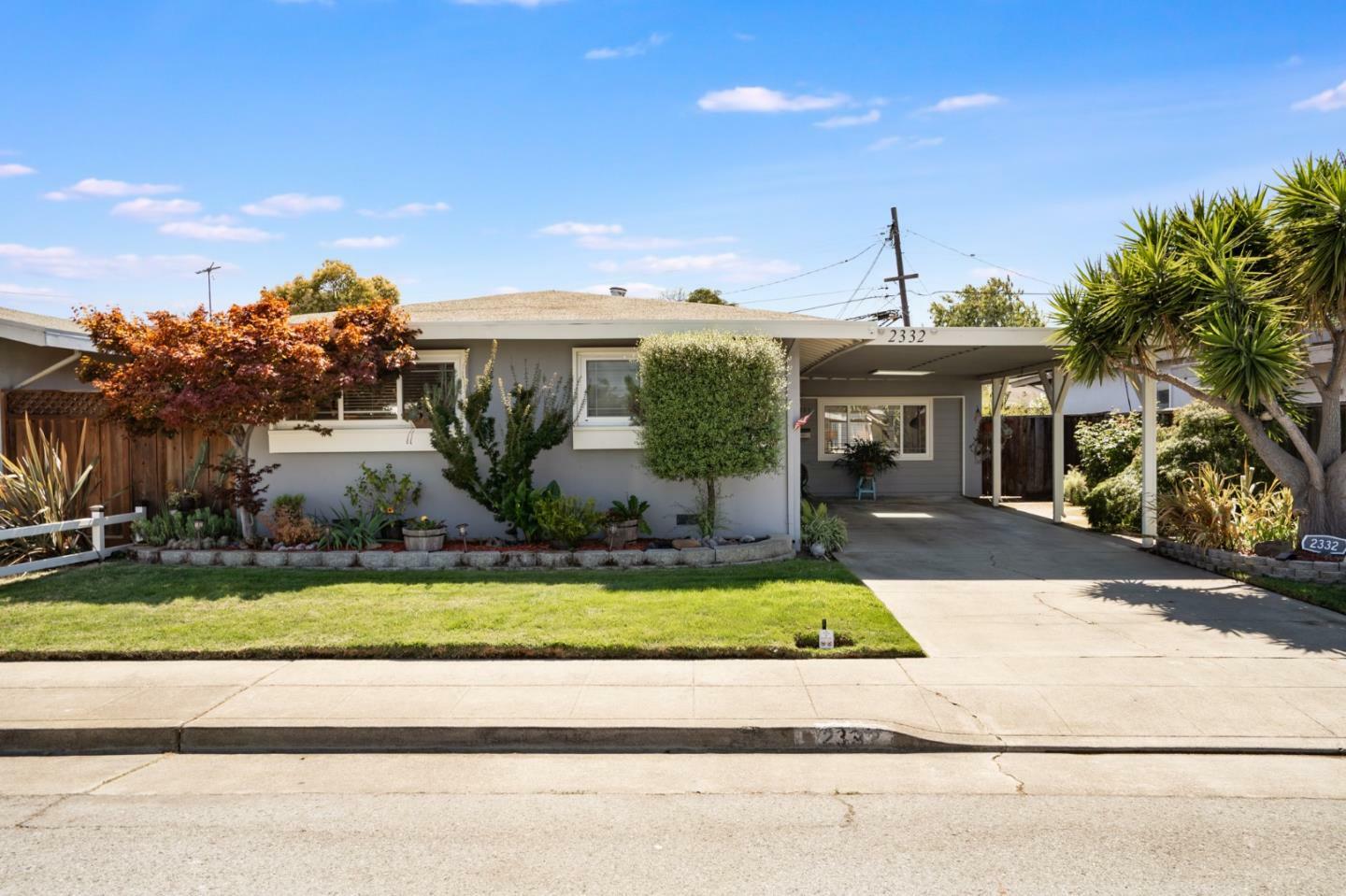 Property Photo:  2332 Holland Street  CA 94403 