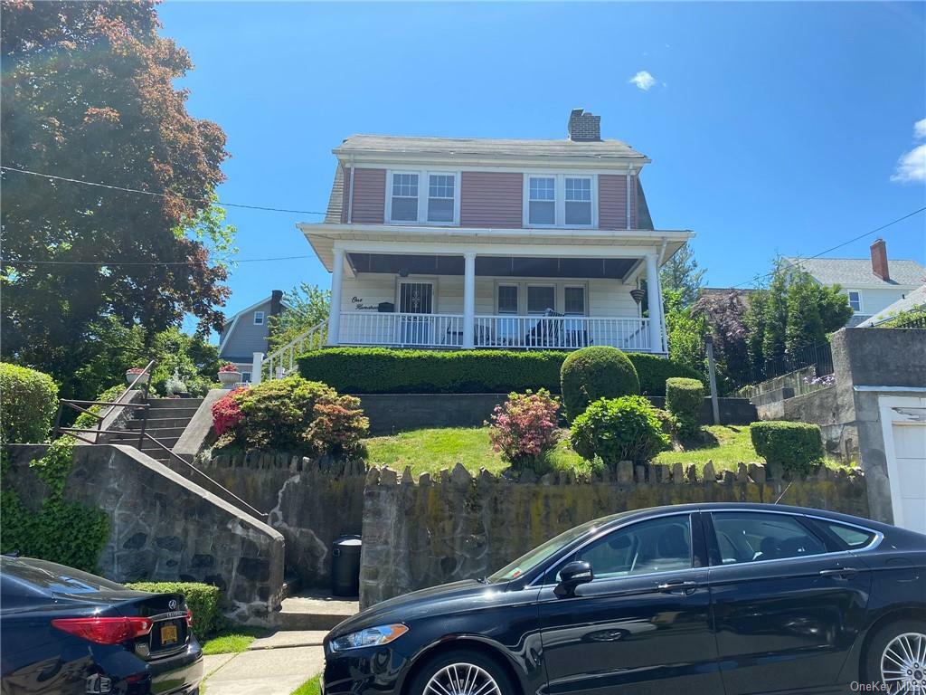 Property Photo:  100 Aka 98 Greenvale Avenue  NY 10703 