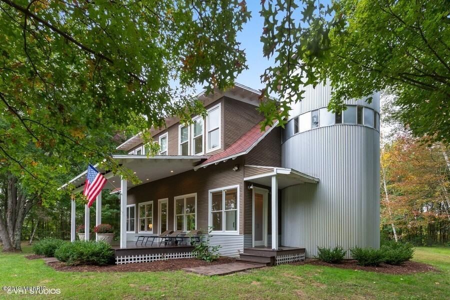 Property Photo: 13037 White Birch Lane MI 49125