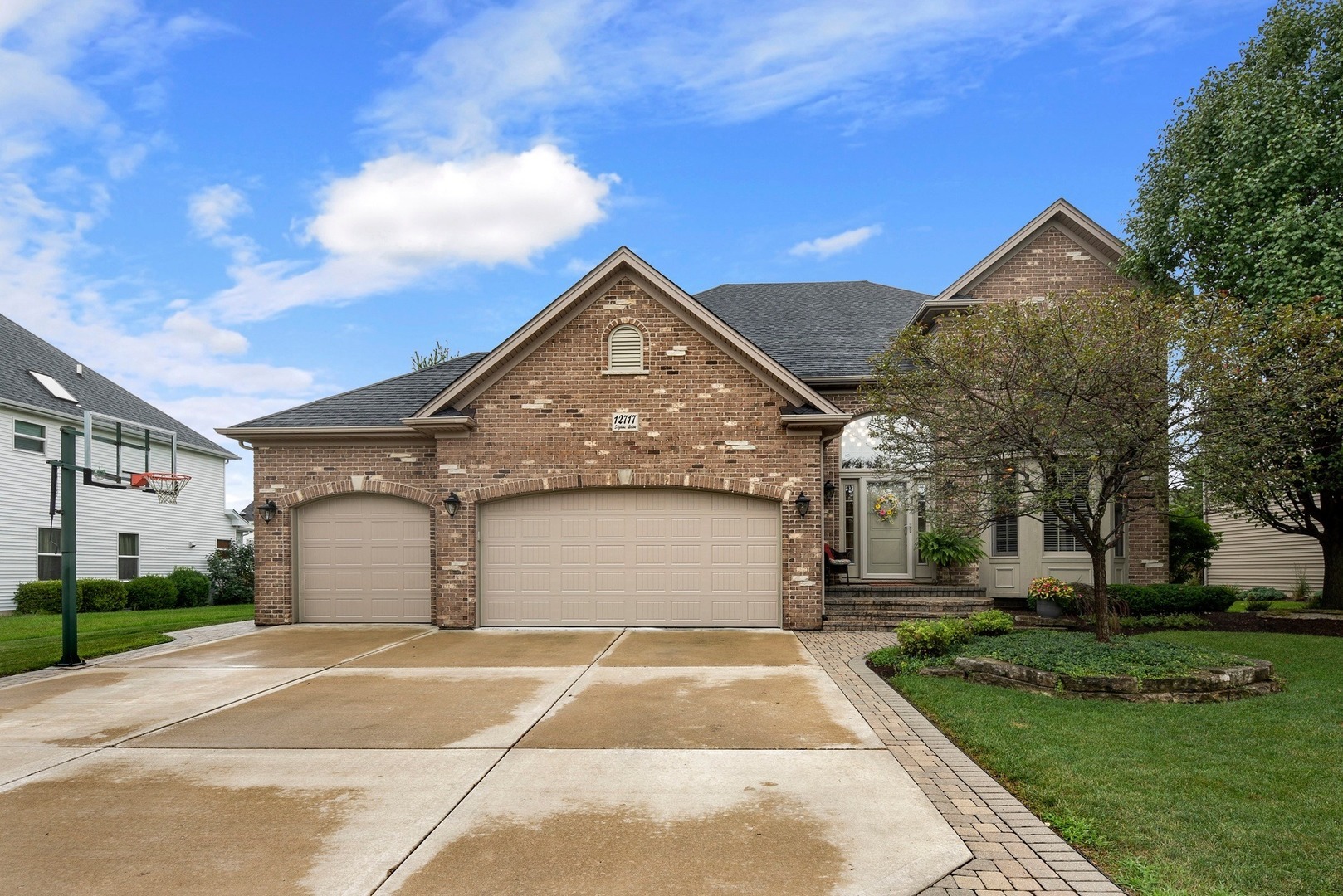 Property Photo: 12717 Skyline Drive IL 60585