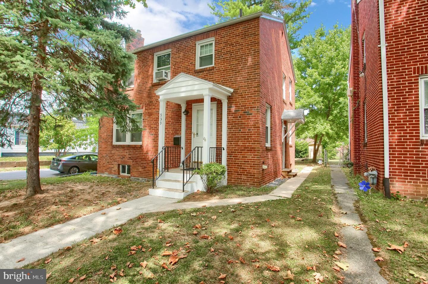 Property Photo: 939 S 16th Street PA 17104