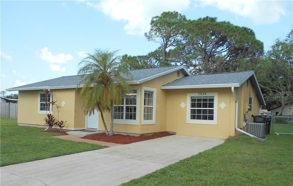 Property Photo:  7528 Parrish Street  FL 34287 