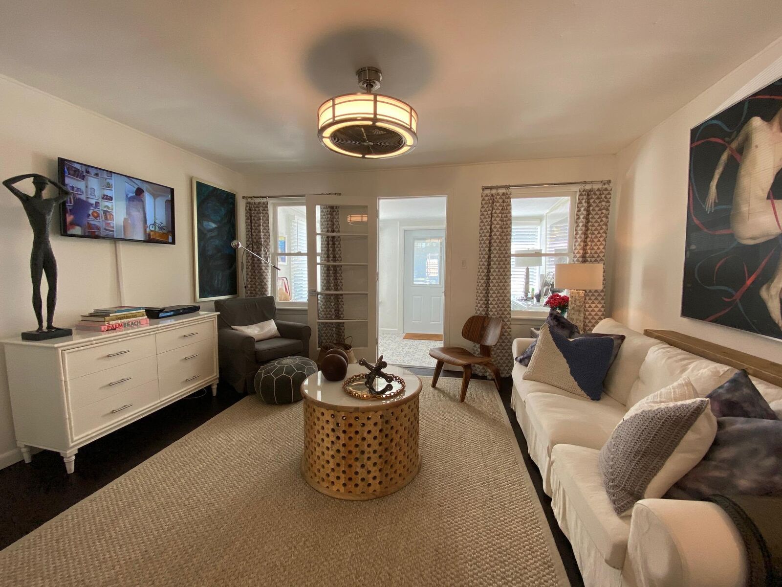 Property Photo:  835 NE 21st Drive 1-2  FL 33305 