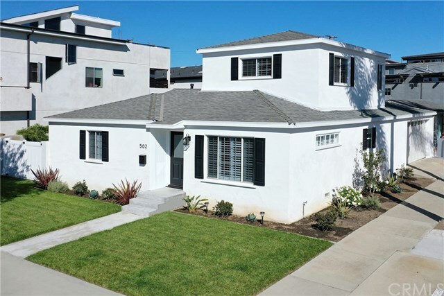 Property Photo:  502 13th Street  CA 92648 