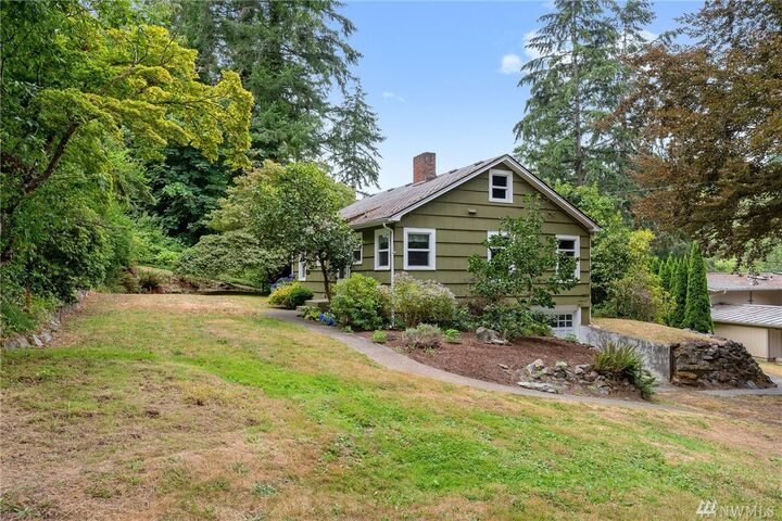 Property Photo:  2100 E Phinney Bay Drive  WA 98312 