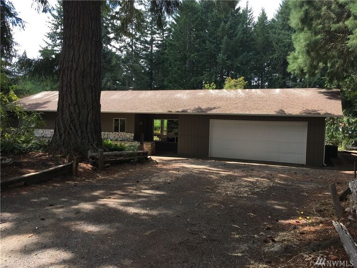 Property Photo: 216 Carroll Way WA 98532