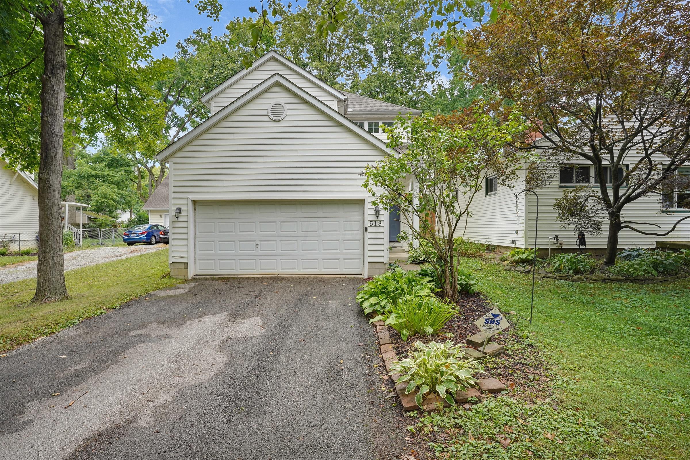 Property Photo: 518 E Lincoln Avenue OH 43214