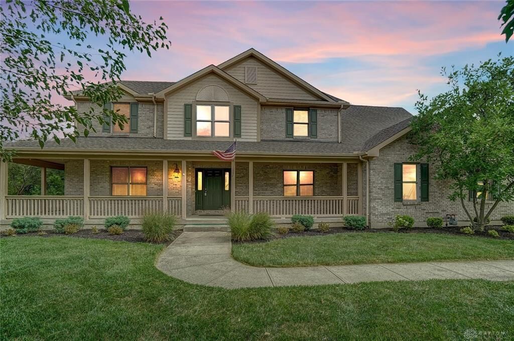 Property Photo:  1609 Wisteria Way  OH 45068 