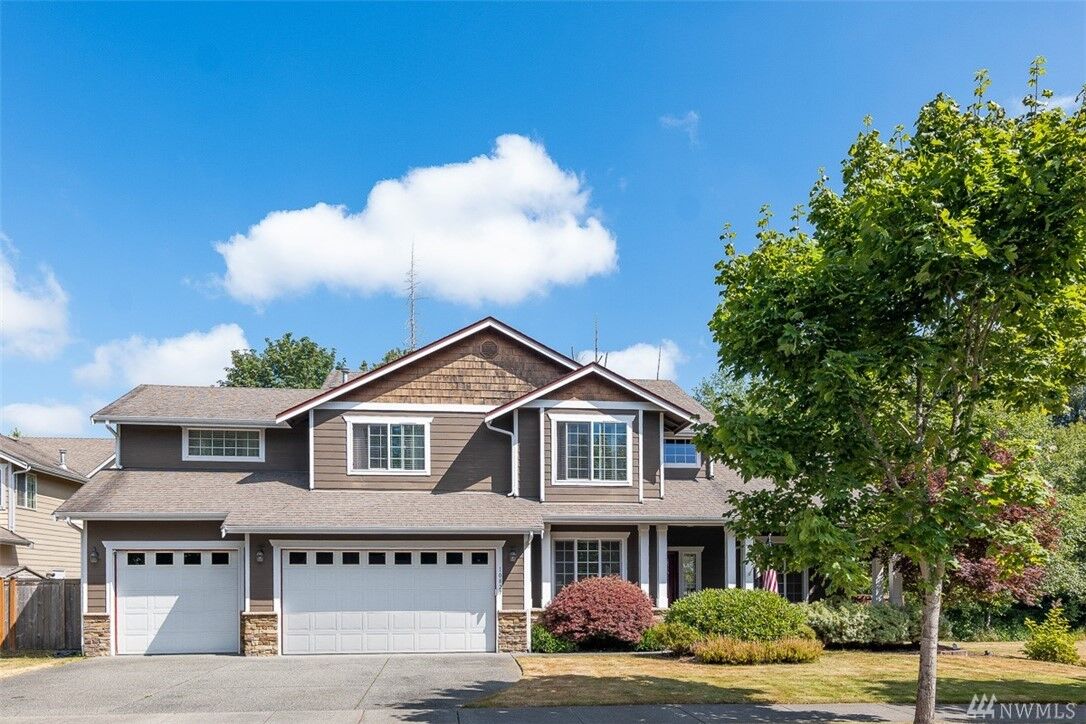 Property Photo:  10827  29th Street NE  WA 98258 