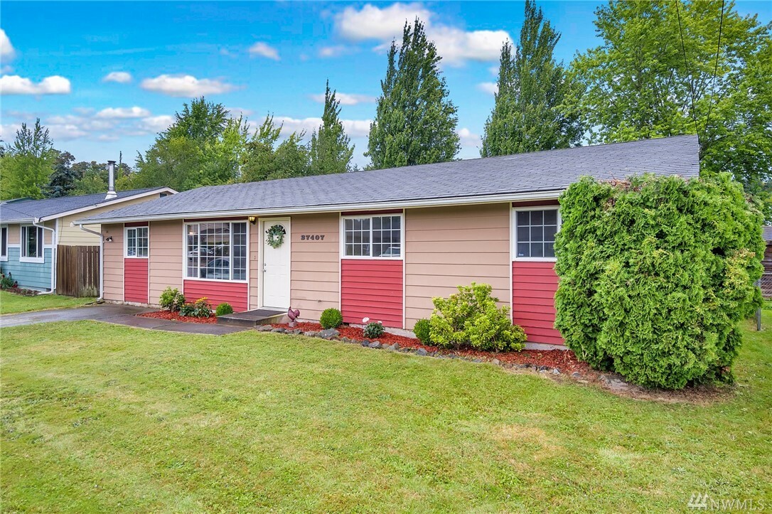 Property Photo:  27407 76th Dr NW  WA 98292 