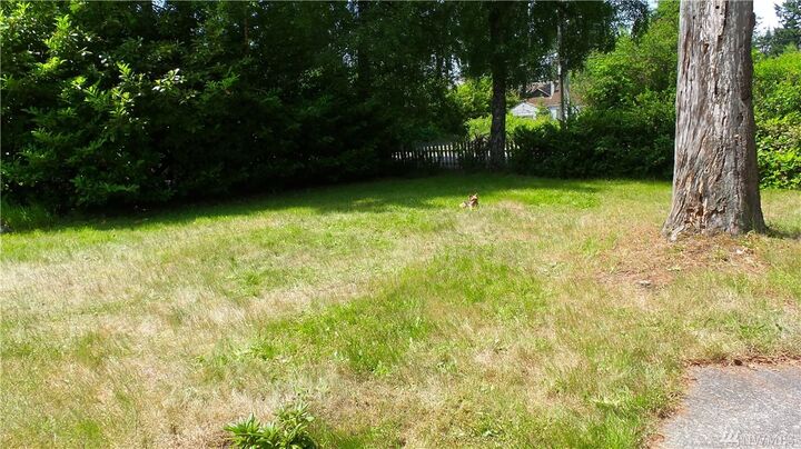 Property Photo:  15254  Dayton Avenue N A&B  WA 98133 