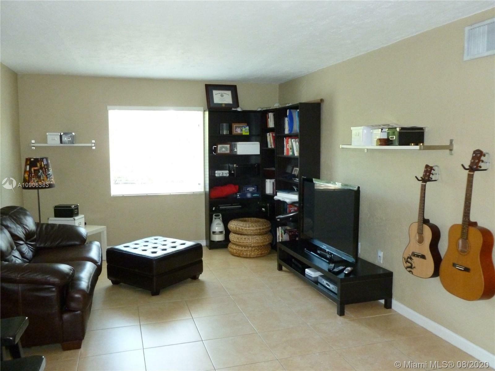 Property Photo: 8609 SW 68th Ct 21 FL 33156