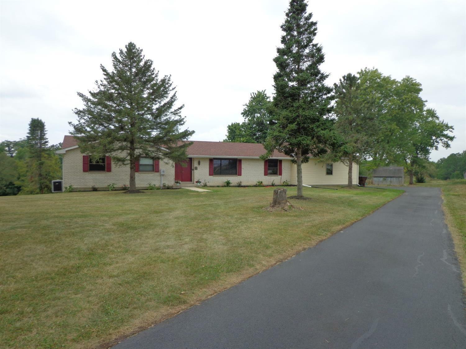 Property Photo:  5809 Gurneyville Rd  OH 45177 