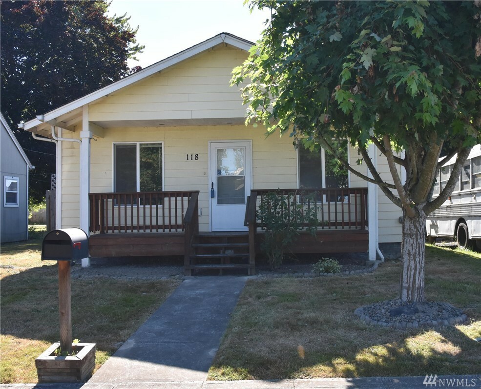 118 16th Ave  Longview WA 98632 photo