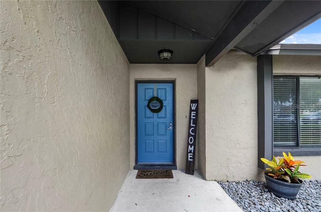 Property Photo:  7702 Indian Ridge S Trl  FL 34747 