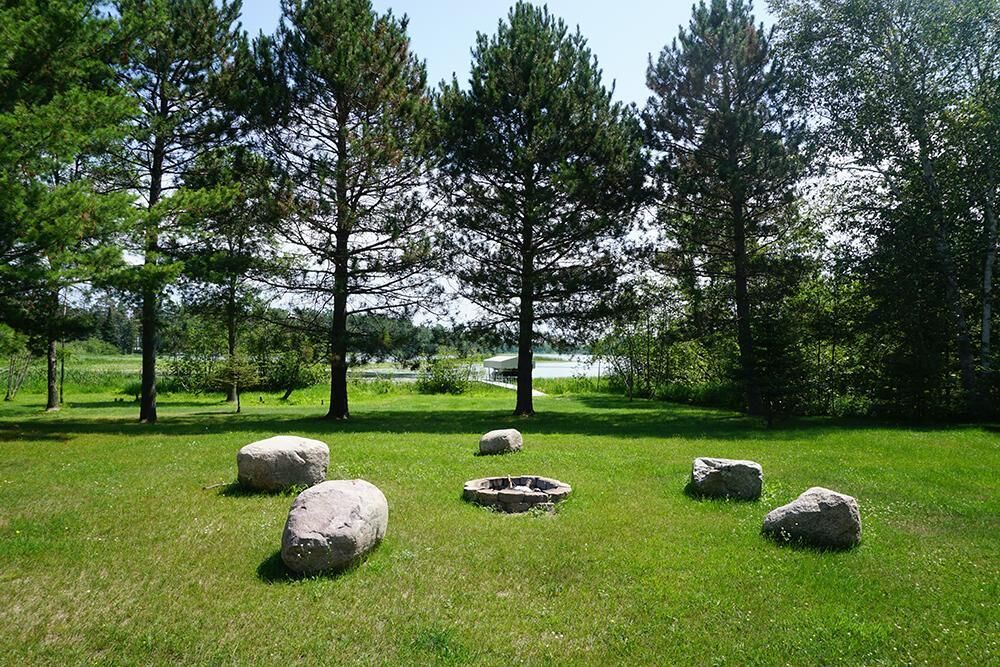 Property Photo: 2540 Peninsula Court NE MN 56601