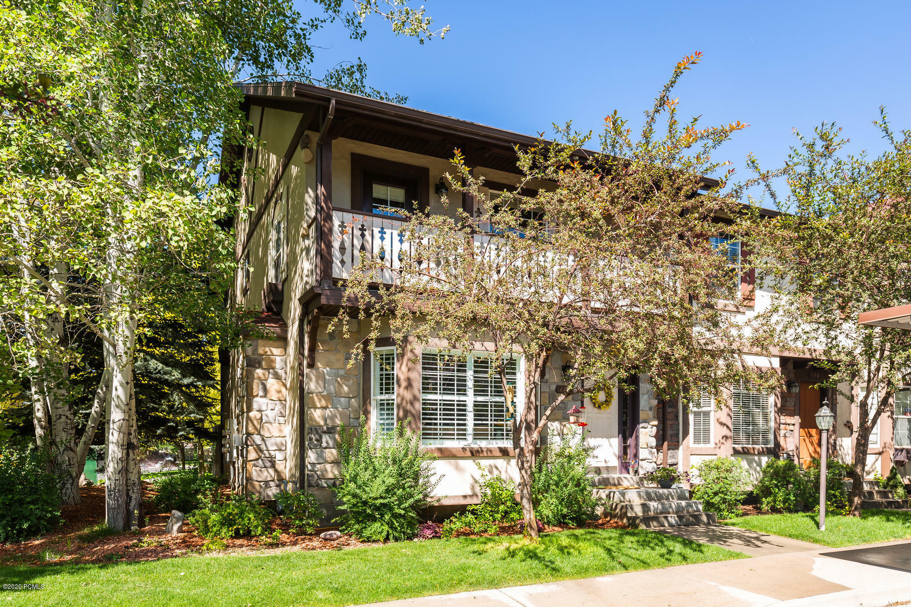 Property Photo: 182 S Geneva Drive UT 84049