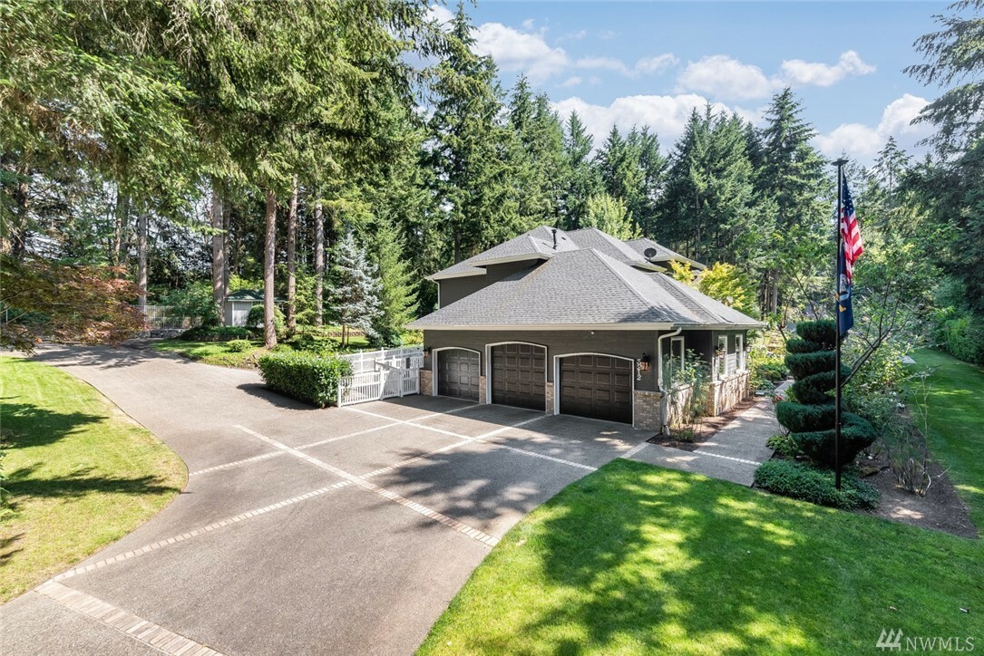 Property Photo:  3212 8th St NW  WA 98335 