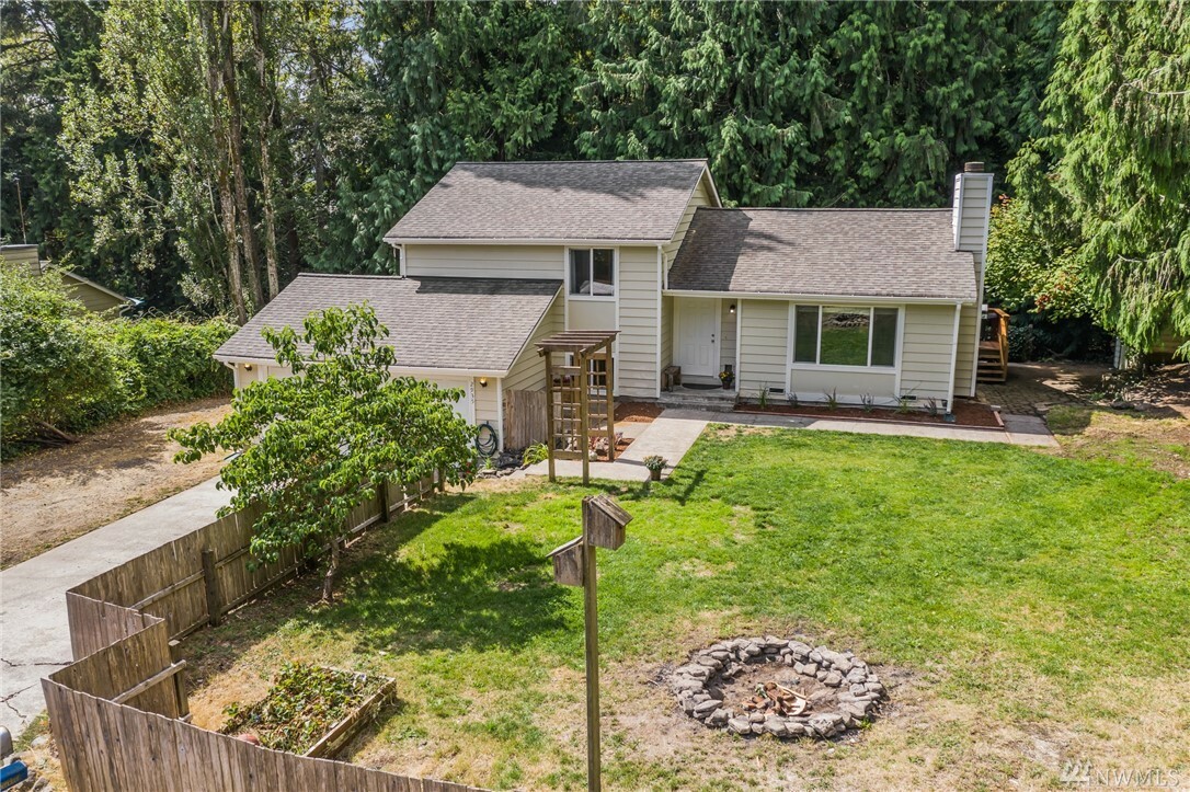 Property Photo:  2935 Aspen St SE  WA 98366 