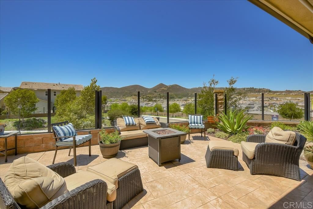 Property Photo: 2693 Overlook Point Dr CA 92029