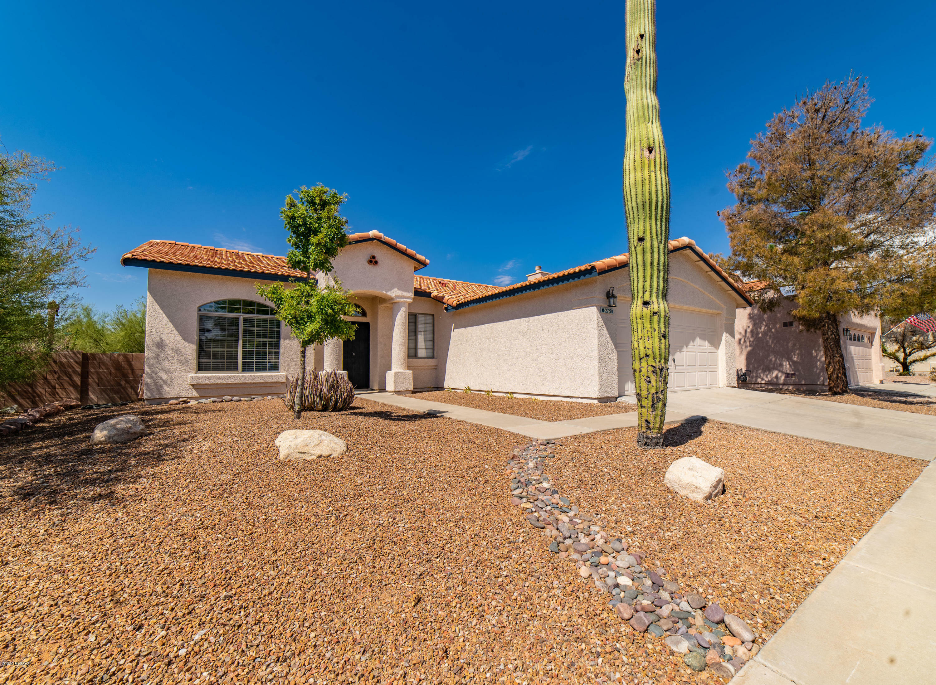 Property Photo:  2750 W Camino De Las Grutas  AZ 85742 