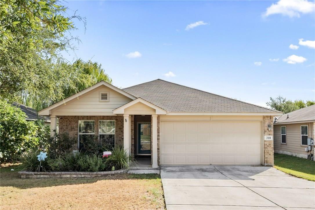 Property Photo: 318 Brazoria Trail TX 78666