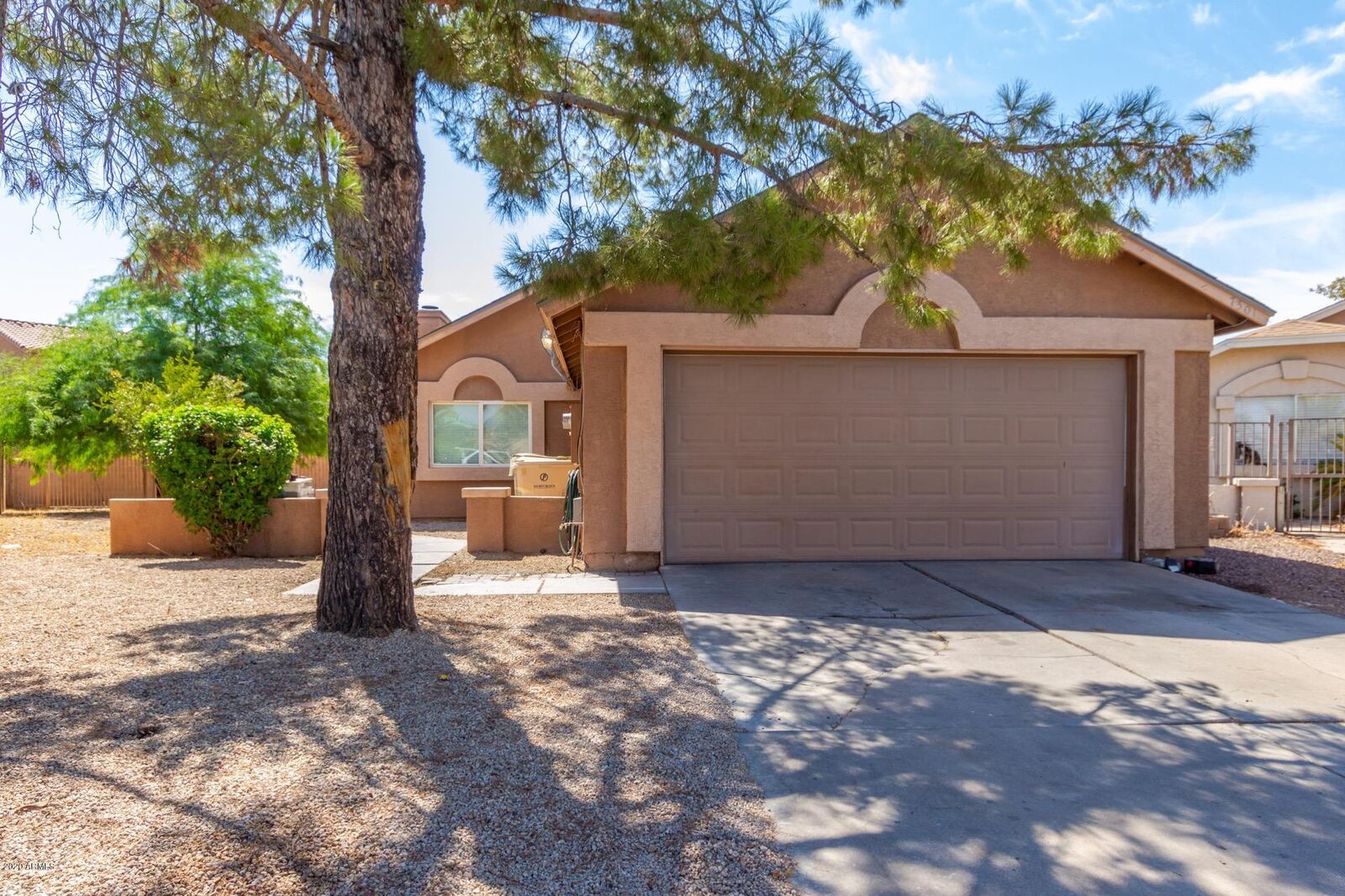 Property Photo: 7301 N 69th Avenue AZ 85303