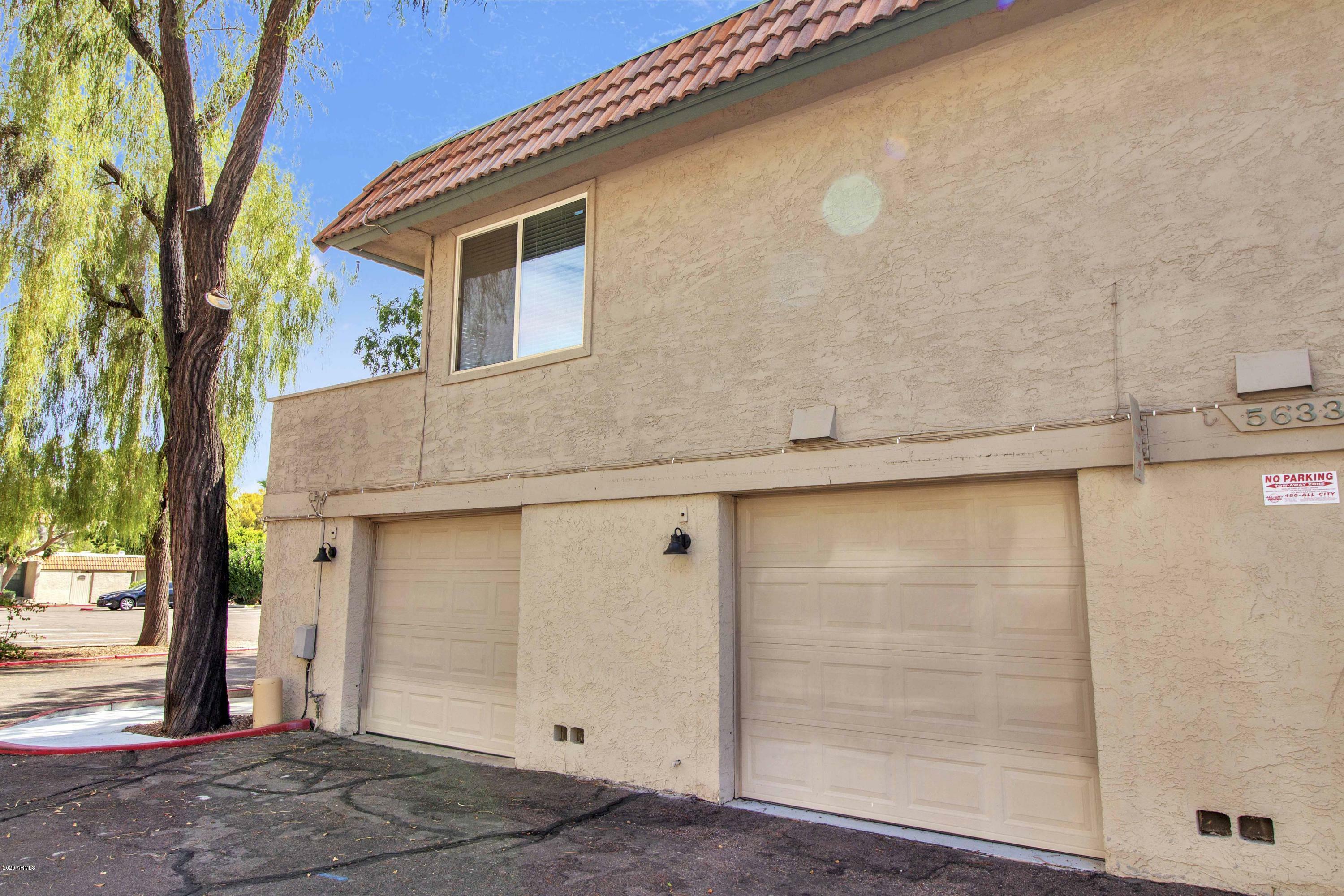 Property Photo:  5633 S Hurricane Court E  AZ 85283 