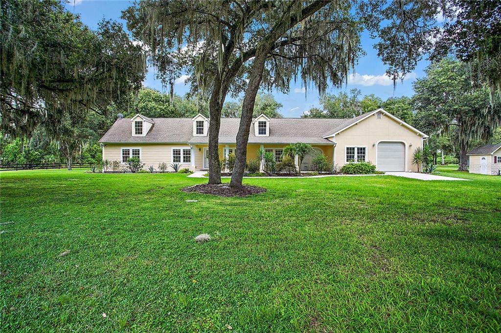 Property Photo:  14432 Lake Yale Road  FL 32784 