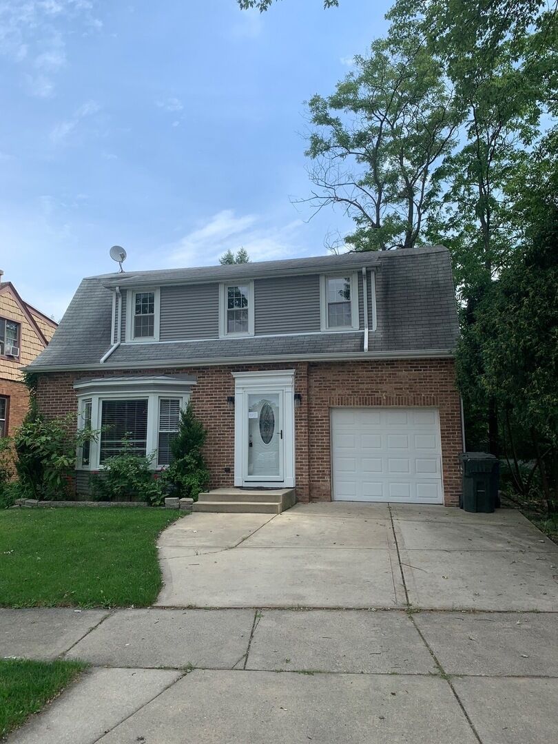 Property Photo:  657 Arlington Avenue  IL 60016