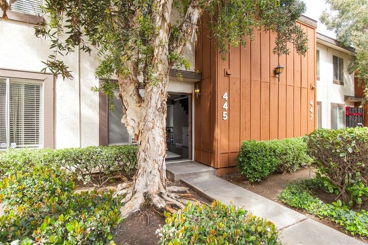 Property Photo:  445 S Lincoln Ave  CA 92020 