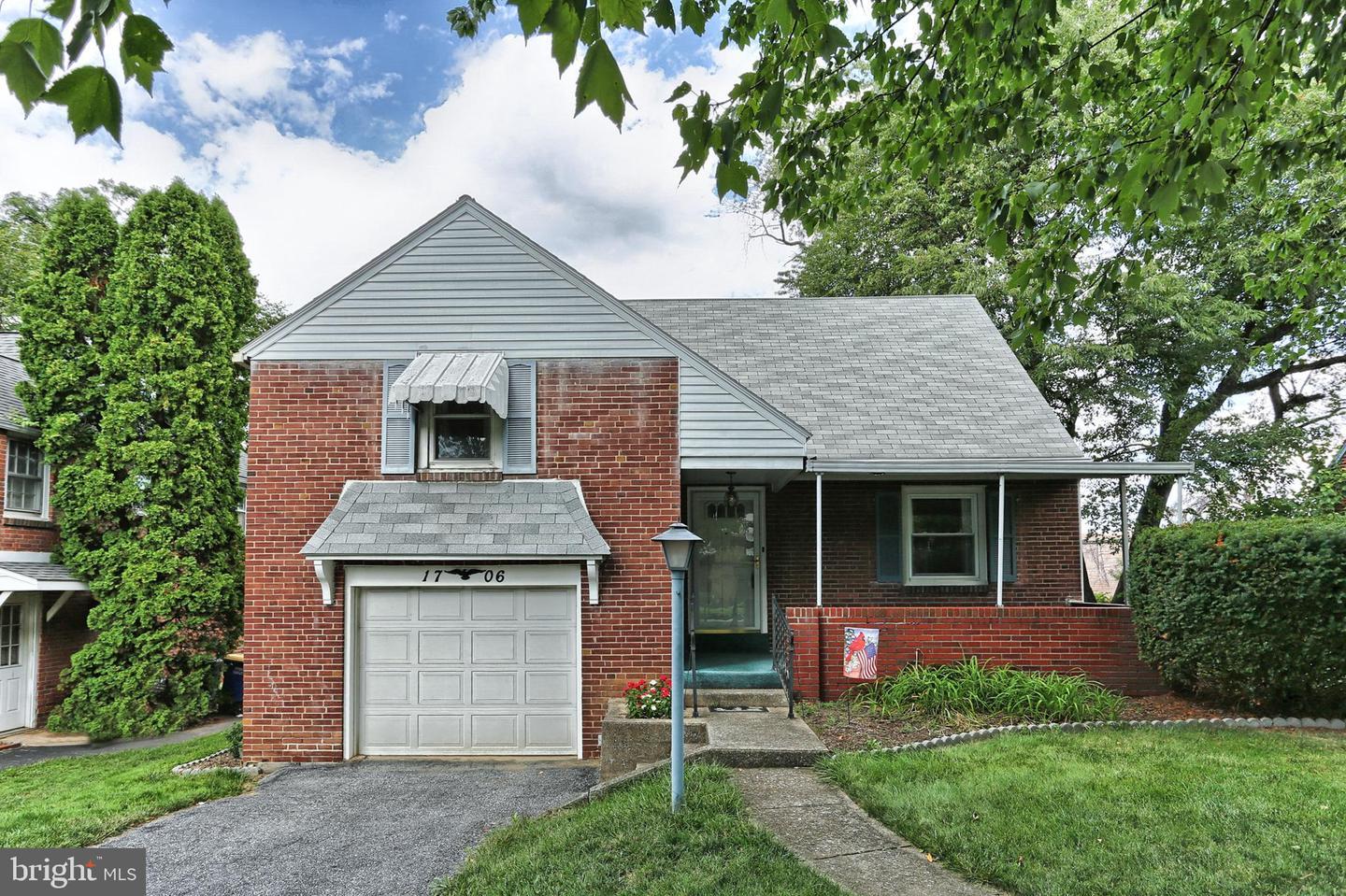 Property Photo: 1706 Chatham Road PA 17011