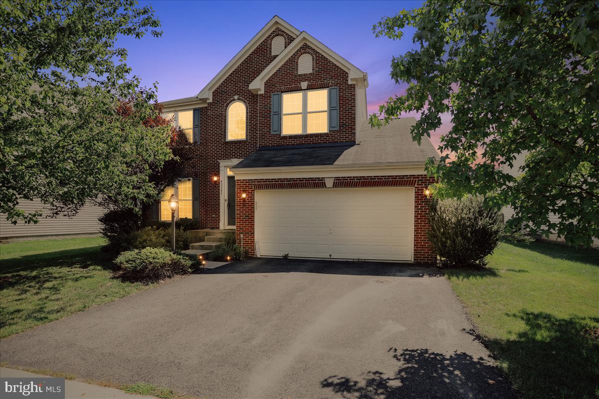 Property Photo: 42245 Sweet Court VA 20152