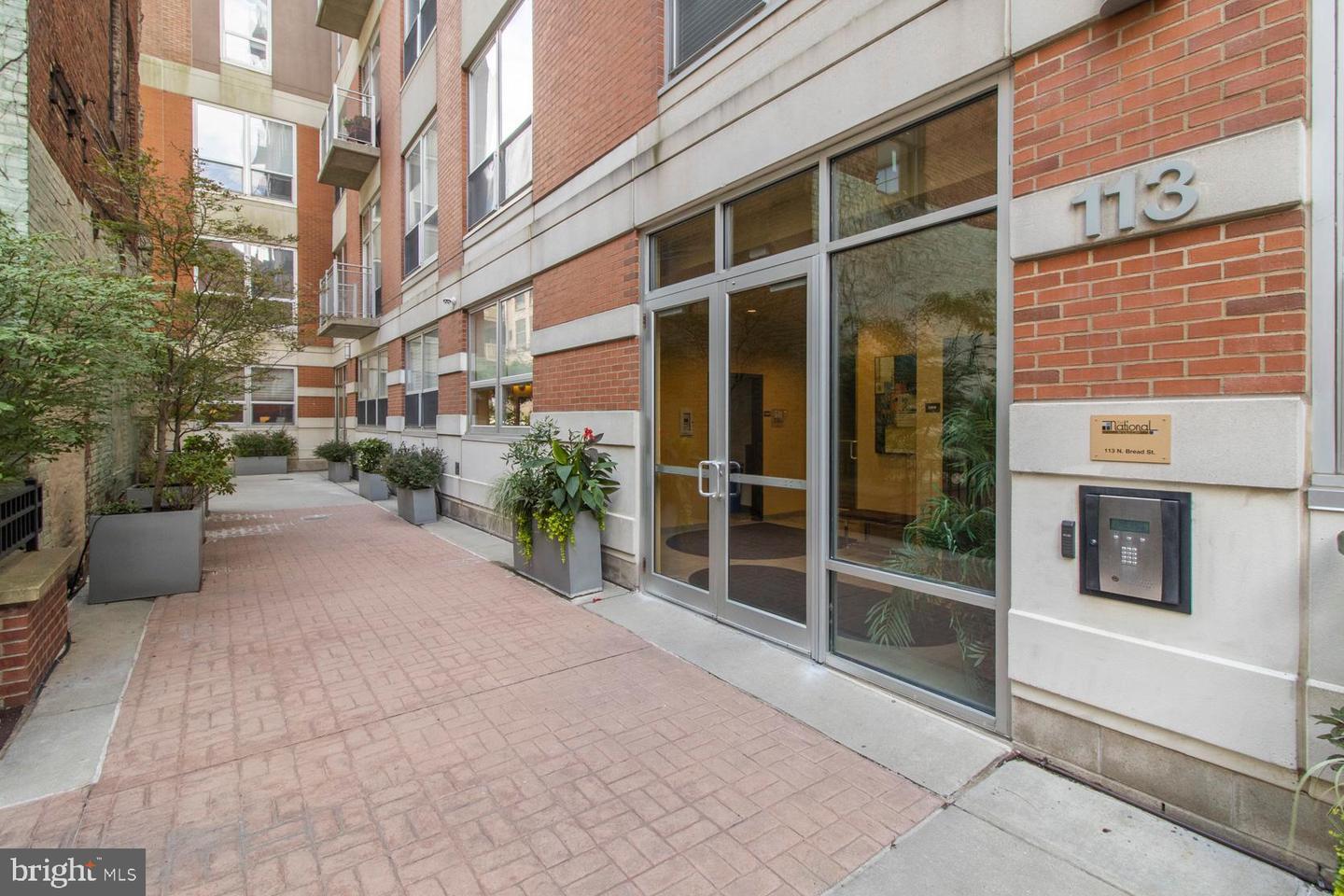 Property Photo: 113 N Bread Street 3B5 PA 19106